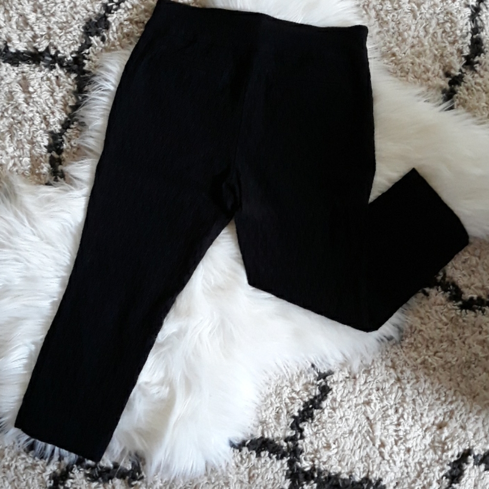 Charter Club Cropped Pants - Picture 3 of 5
